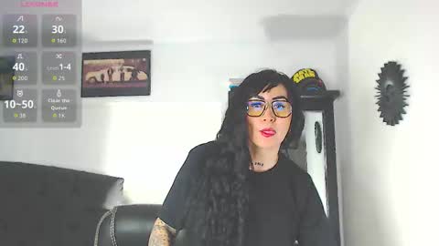 Snapshot of vicky_hotmilf chatting on 01/09/26, 11:24 Vicky online show from 01/09/26, 11:24