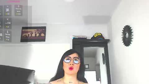Snapshot of vicky_hotmilf chatting on 01/13/26, 11:04 Vicky online show from 01/13/26, 11:04