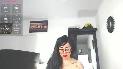 Snapshot of vicky_hotmilf chatting on 01/16/26, 09:02 Vicky online show from 01/16/26, 09:02