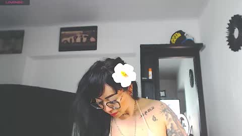 Snapshot of vicky_hotmilf chatting on 03/26/26, 11:16 Vicky online show from 03/26/26, 11:16