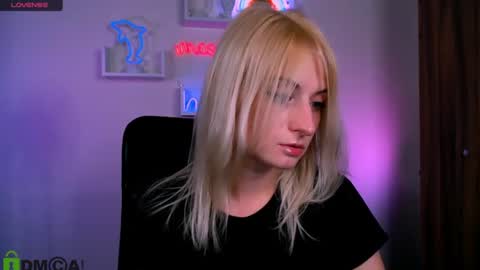 Snapshot of vicky_kim chatting on 07/12/26, 07:16 vicky_kim online show from 07/12/26, 07:16