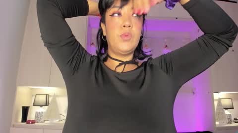 V I C K Y online show from 11/28/25, 11:57