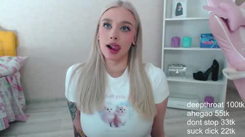 vickyfuckingdoll online show from 02/19/25, 02:55