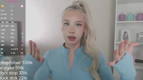 Snapshot of vickyfuckingdoll chatting on 11/27/25, 12:56 vickyfuckingdoll online show from 11/27/25, 12:56