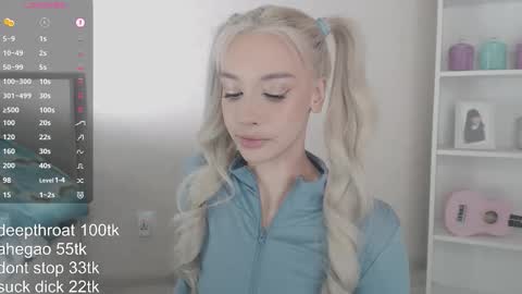 Snapshot of vickyfuckingdoll chatting on 01/13/26, 11:43 vickyfuckingdoll online show from 01/13/26, 11:43