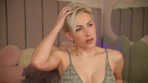 vickysecret96 online show from 03/02/25, 05:58