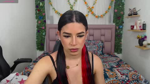 Snapshot of vickyxdany chatting on 12/05/24, 04:55 vickyxdany online show from 12/05/24, 04:55