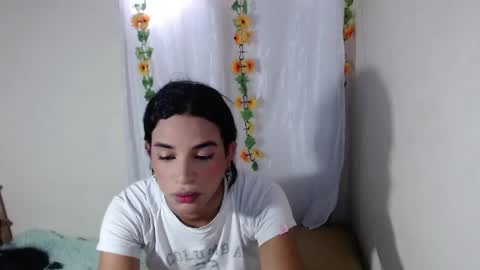 Snapshot of vickyxdany chatting on 04/29/26, 09:10 vickyxdany online show from 04/29/26, 09:10