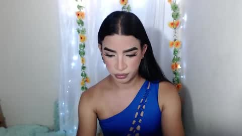 Snapshot of vickyxdany chatting on 05/14/26, 08:04 vickyxdany online show from 05/14/26, 08:04