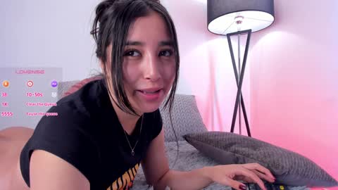 Victoria  online show from 02/02/25, 01:52