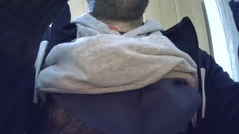 VictorHume online show from 11/09/25, 04:05