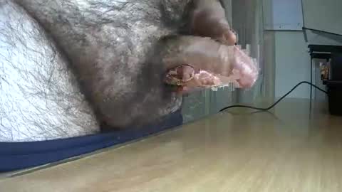 VictorHume online show from 11/13/25, 07:02