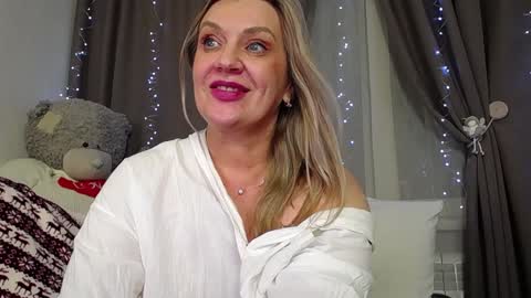 victoria50 online show from 01/02/25, 02:00