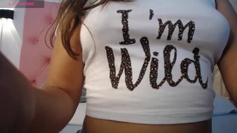 Snapshot of victoria_243 chatting on 11/23/25, 05:18 victoria online show from 11/23/25, 05:18