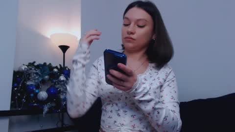Victoria online show from 01/10/25, 11:54