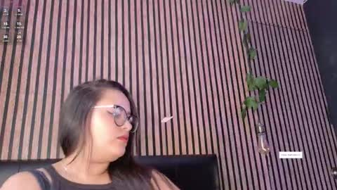 victorira online show from 11/08/25, 09:13