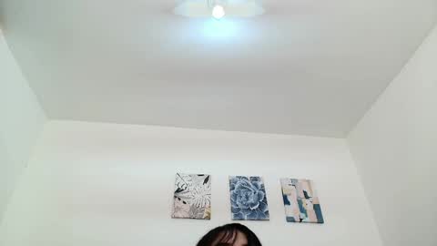 Snapshot of victoria_bliss chatting on 04/13/26, 06:35 victoria_bliss online show from 04/13/26, 06:35