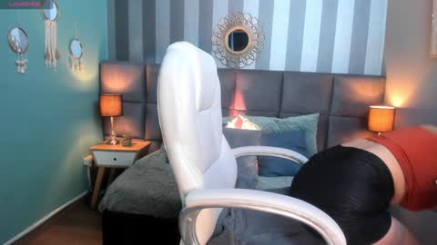 Victoria online show from 12/06/24, 02:06