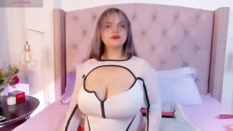 victoria_cherry_ online show from 06/22/26, 11:40