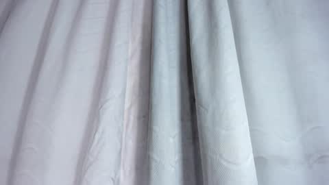 valentina online show from 10/23/25, 12:04