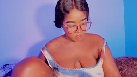 victoria gill online show from 03/10/25, 05:00