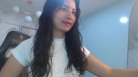 Victoria online show from 05/27/26, 01:08