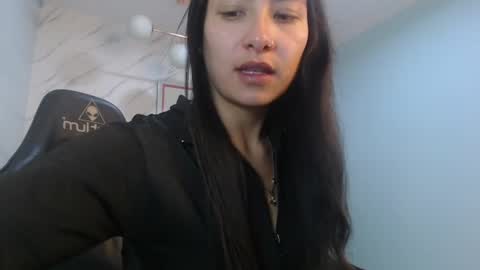 Victoria online show from 06/10/26, 01:21