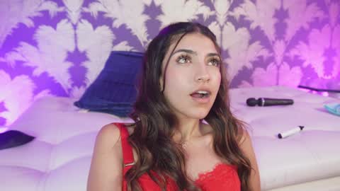 Snapshot of victoria_joliegb chatting on 01/16/25, 03:46 Victoria Lozano online show from 01/16/25, 03:46