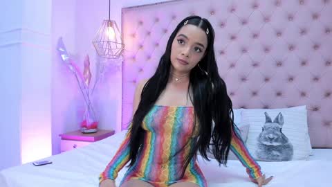 victoria_kitt online show from 01/08/25, 07:24