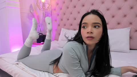 victoria_kitt online show from 01/19/25, 07:26