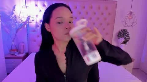 victoria_kitt online show from 09/30/25, 04:01