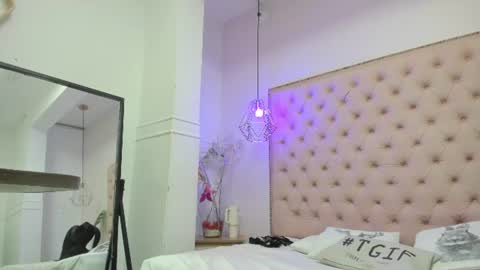 victoria_kitt online show from 06/29/26, 07:14