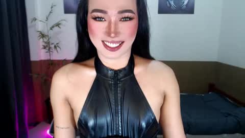 Snapshot of victoria_madness_dominatrix chatting on 04/17/26, 09:29 Victoria online show from 04/17/26, 09:29