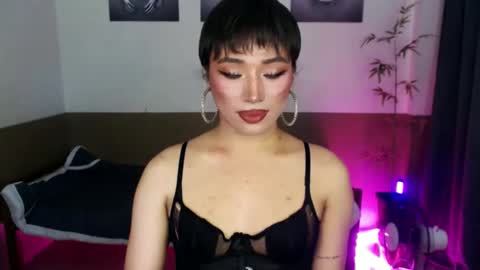 Snapshot of victoria_madness_dominatrix chatting on 05/23/26, 10:36 Victoria online show from 05/23/26, 10:36