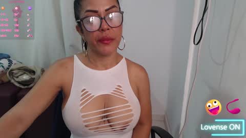 victoria online show from 12/12/24, 02:59