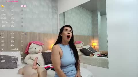 victoria_pachon online show from 07/27/26, 09:49