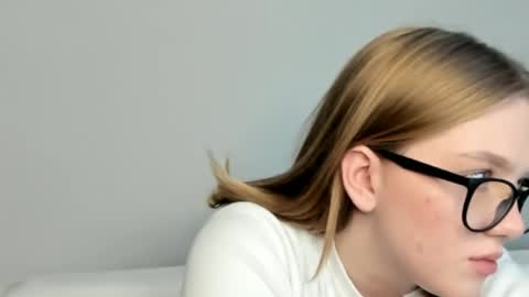 Jessie online show from 01/04/25, 07:44