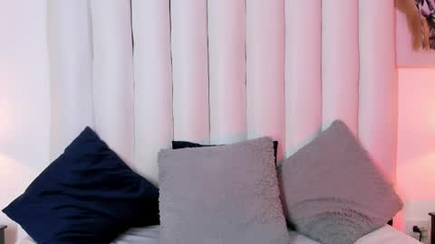 Snapshot of victoria_queen2 chatting on 04/24/26, 01:52 victoria_queen2 online show from 04/24/26, 01:52