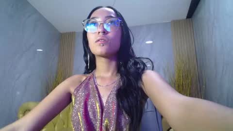 Victoria  online show from 01/20/25, 08:40