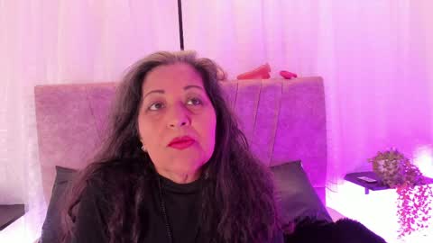 victoriaa_anderson_ online show from 04/27/26, 02:04