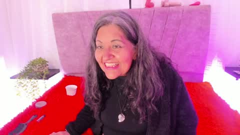 victoriaa_anderson_ online show from 05/11/26, 04:04