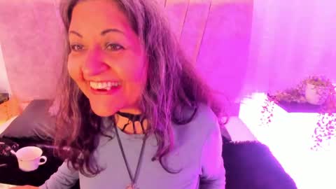 victoriaa_anderson_ online show from 05/28/26, 04:59