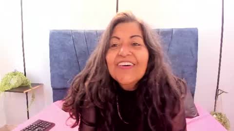 victoriaa_anderson_ online show from 07/28/26, 08:12