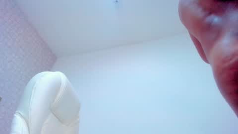 Victoria Sofia online show from 12/30/24, 08:10