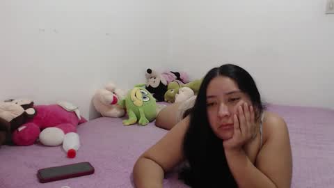 Snapshot of victoriaa_silva chatting on 01/19/26, 04:05 Victoria Silva online show from 01/19/26, 04:05