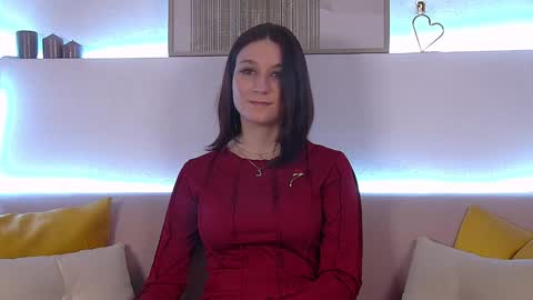 Snapshot of victoriaardern chatting on 01/28/25, 09:40 Victoria online show from 01/28/25, 09:40