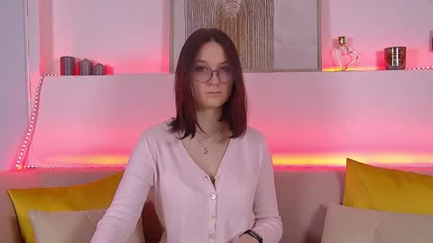 Snapshot of victoriaardern chatting on 02/01/25, 06:32 Victoria online show from 02/01/25, 06:32