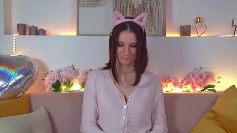 Snapshot of victoriaardern chatting on 02/15/25, 03:39 Victoria online show from 02/15/25, 03:39