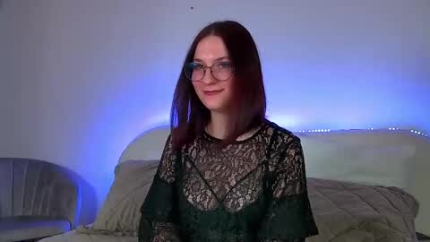 Snapshot of victoriaardern chatting on 03/01/25, 10:02 Victoria online show from 03/01/25, 10:02