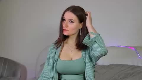 Snapshot of victoriaardern chatting on 09/23/25, 06:27 Victoria online show from 09/23/25, 06:27